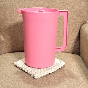 $12 SALE! Pink Tupperware Heritage 1 Gallon Pitcher EUC